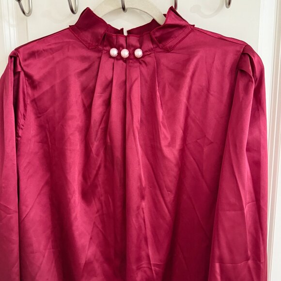 Satiny Sleek Blouse with Pearl Mock Neck Long Sleeves Size Large - Picture 3 of 9